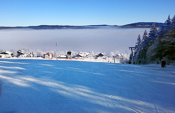 Ausblick bei der Abfahrt im Winter